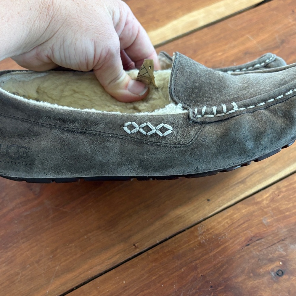 UGG Brown Suede Slippers 8 - Picture 5 of 12